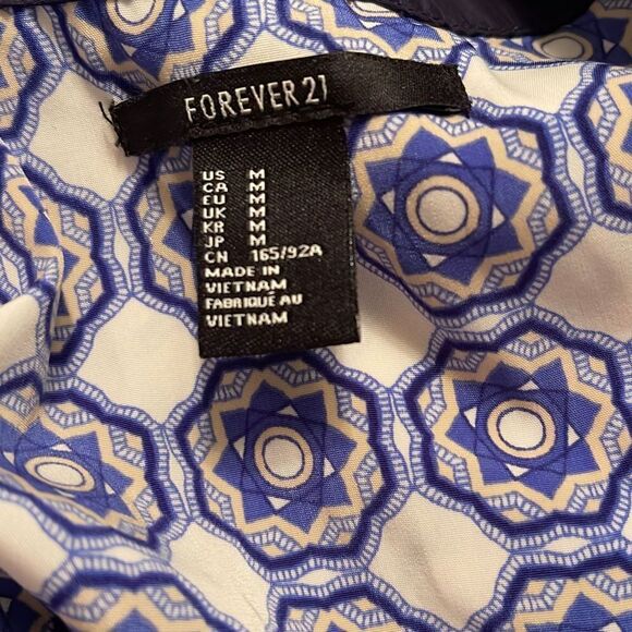 Forever 21 mandala print sleeveless shirt top blouse collared medium - Picture 10 of 10